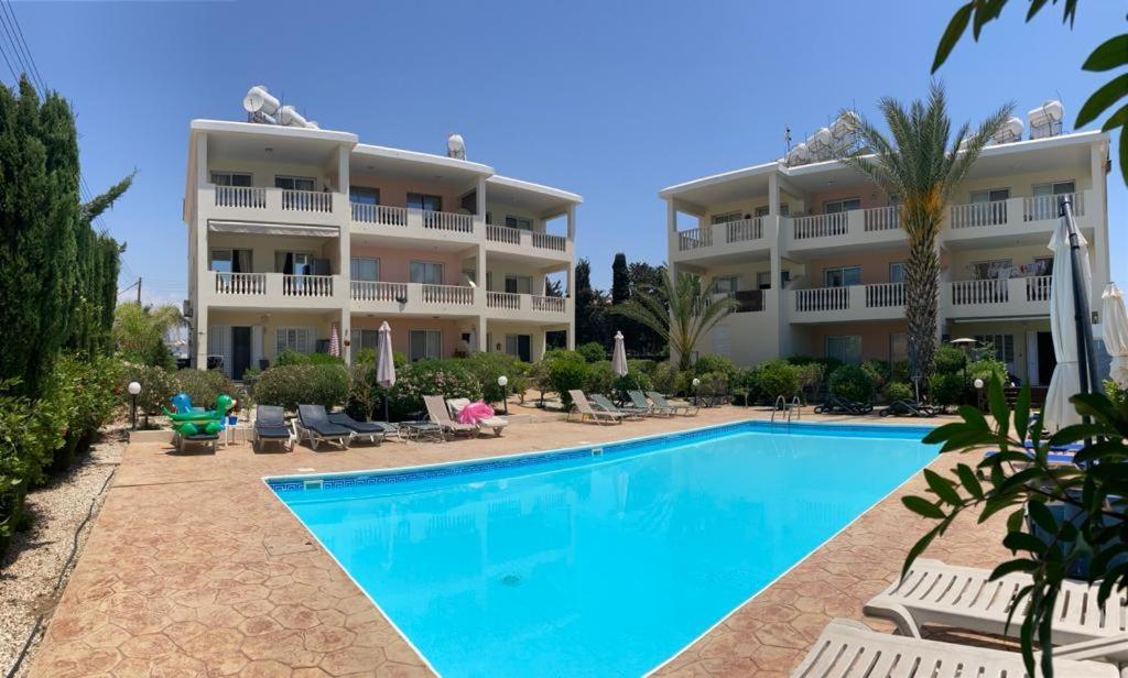 Diana 49 A3 Paphos Exterior foto