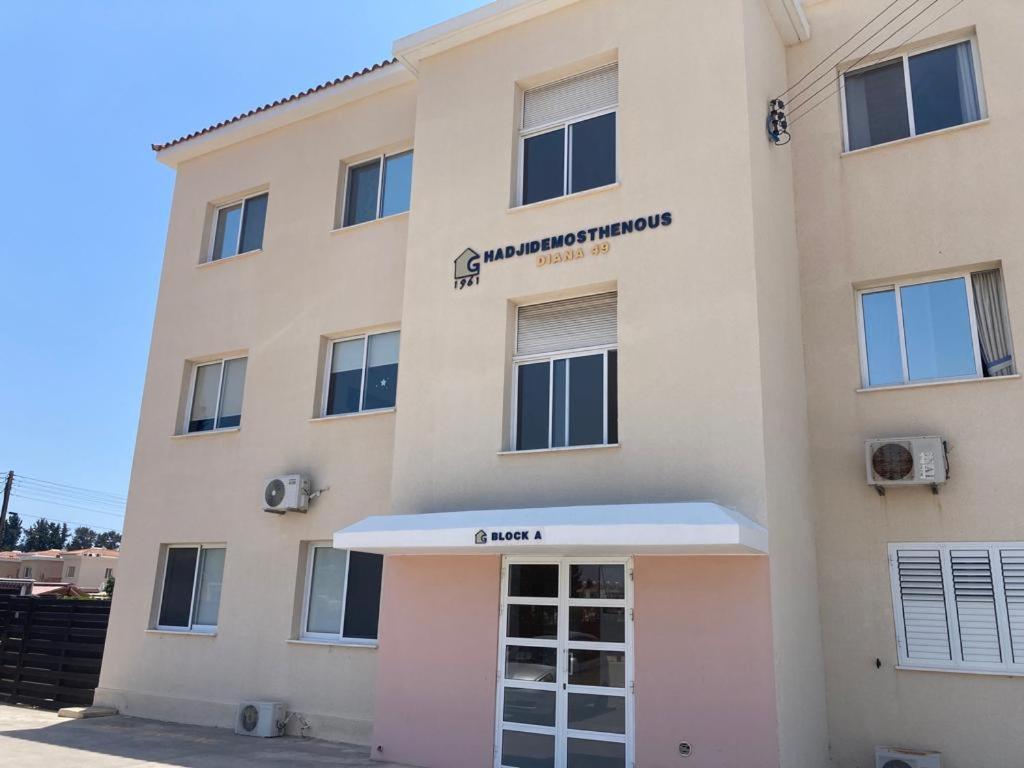 Diana 49 A3 Paphos Exterior foto