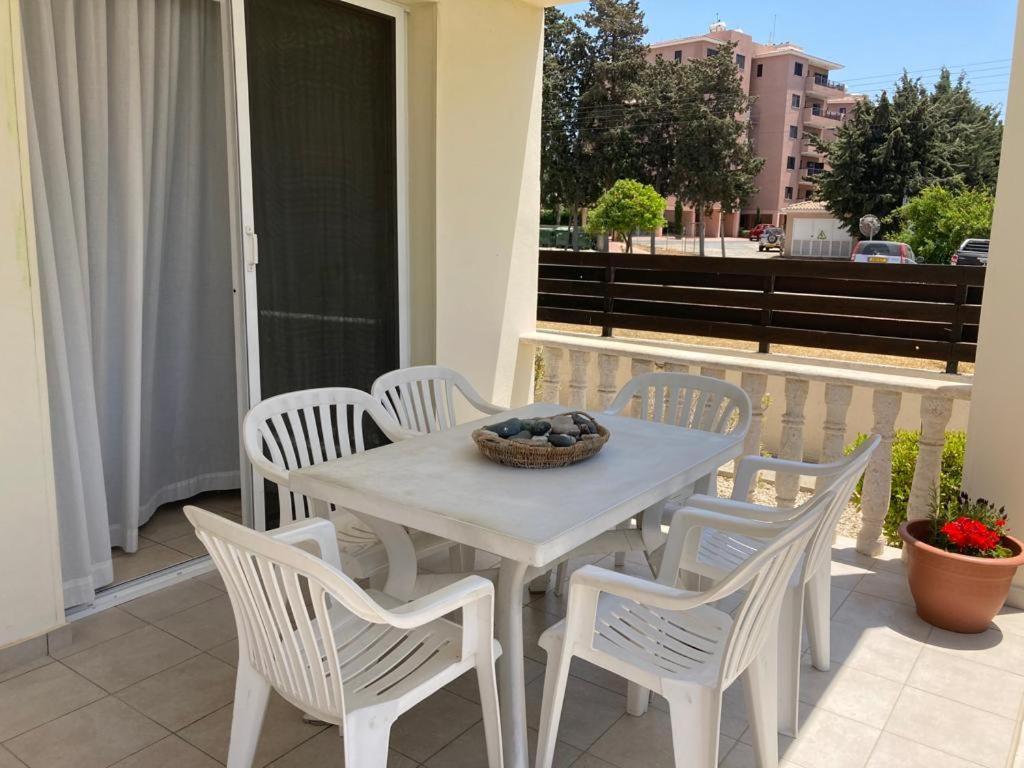 Diana 49 A3 Paphos Exterior foto